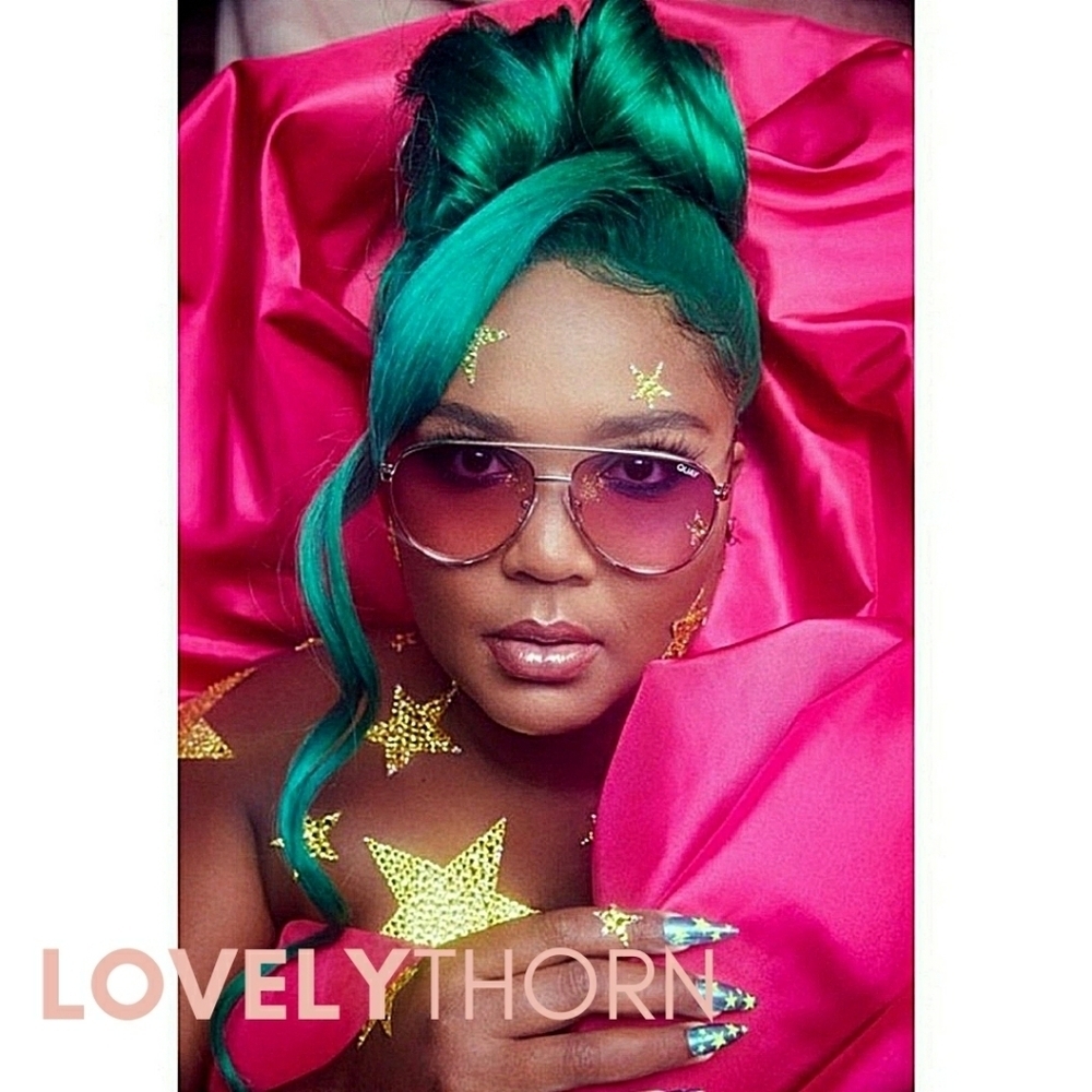 QUAY // ltd ed lizzo collab purple lens gold embossed metal frame aviators - Picture 5 of 16